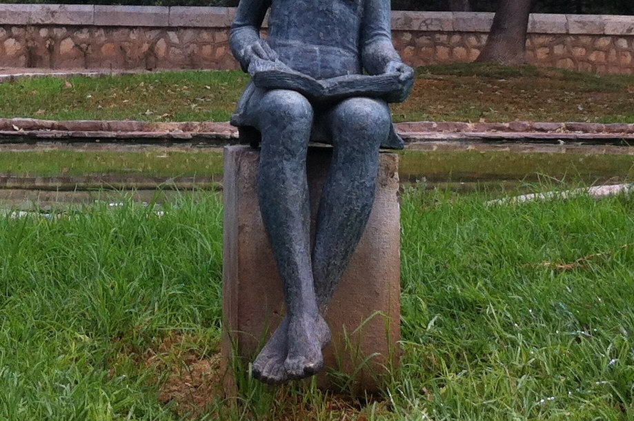 la niña de las coletas